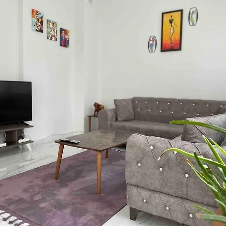 Cosy Apt. Near Heart Of *